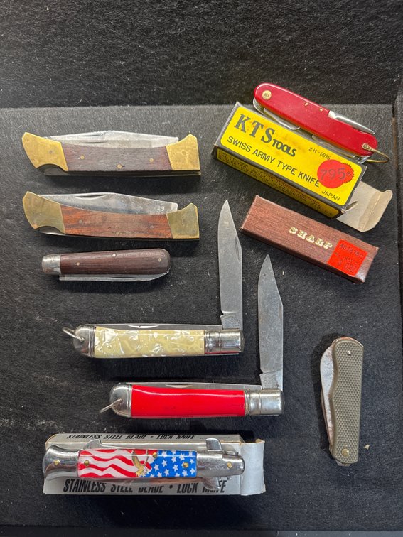 Assorted Pocket Knives