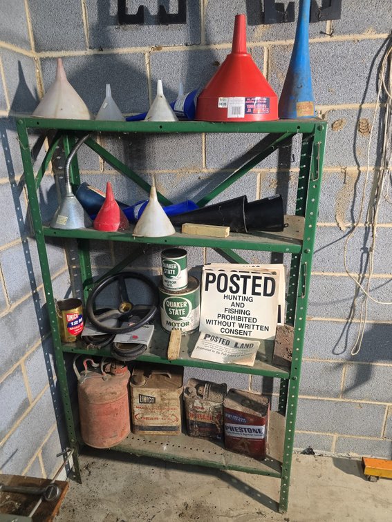 Green Shelf & Contents