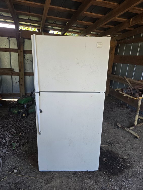 Refrigerator
