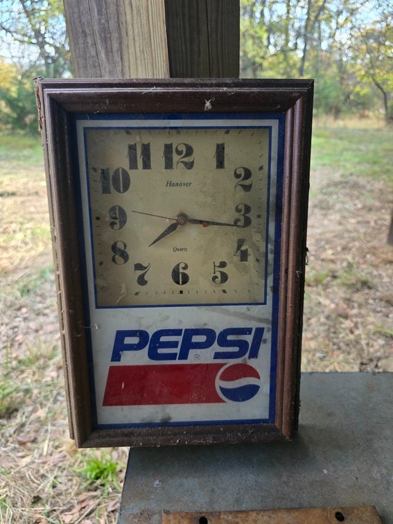 Pepsi clock