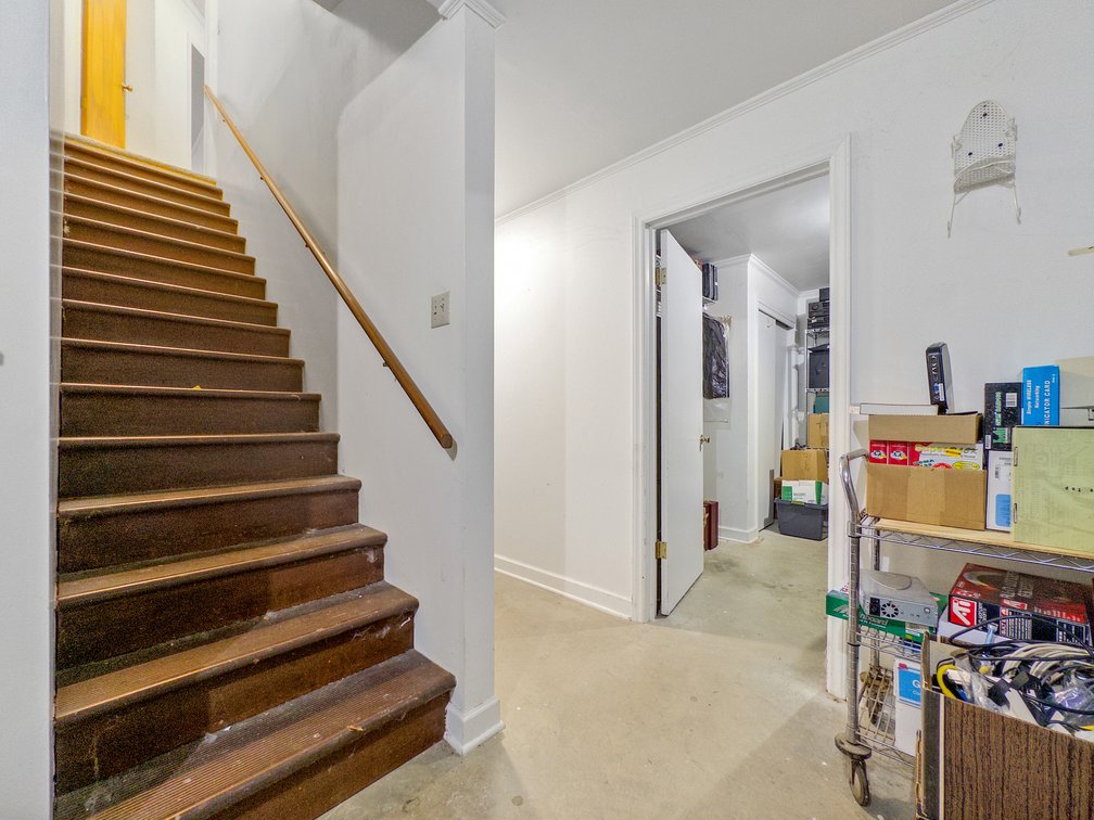 Image for 206 Ellington Road