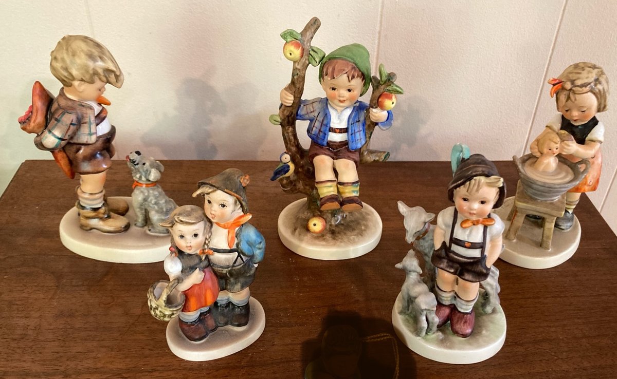 Lot of 5 Goebel Hummel Figurines - one repair