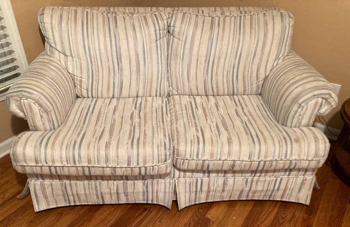 White Loveseat with Threads of Blue & Pink 5’