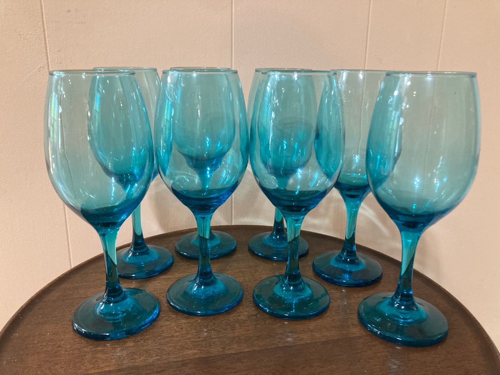 Lot of 8 Blue Hand Blown Glass Wine Glasses