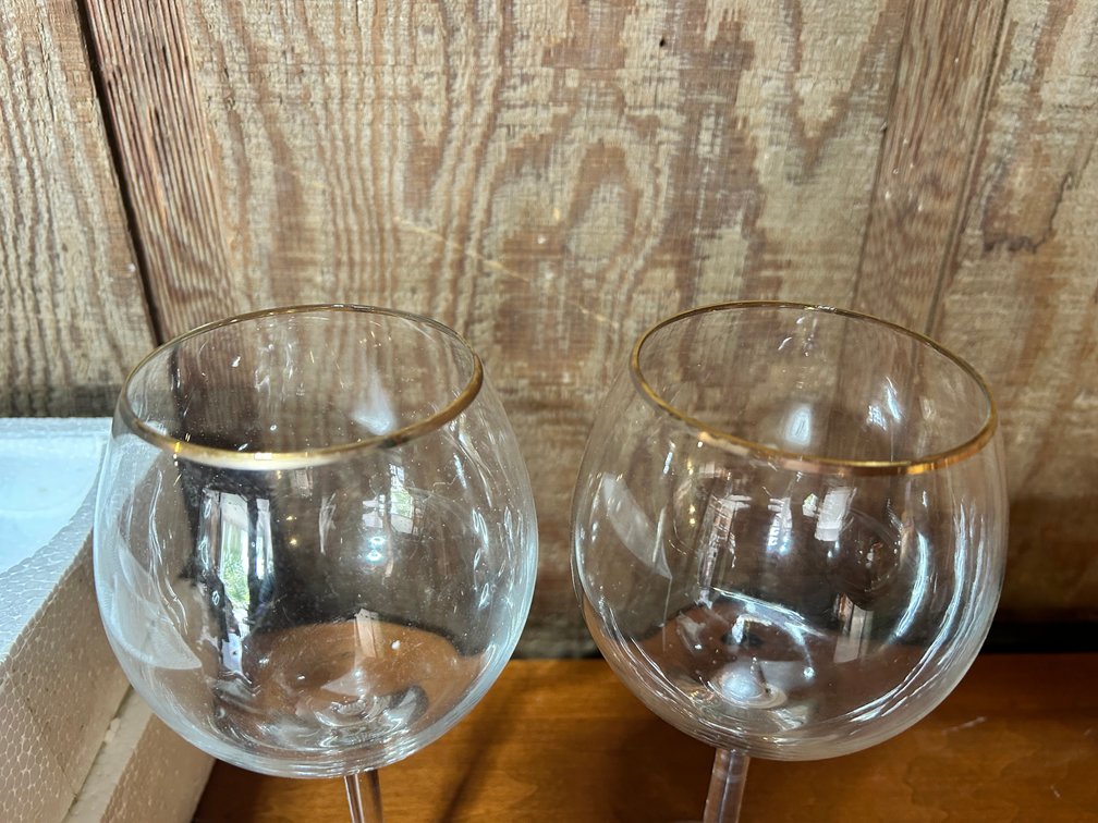 2 Gold Rimmed Wine Glasses