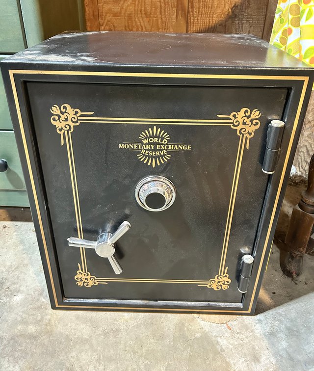 World Monetary Exchange Reserve Safe - with combination