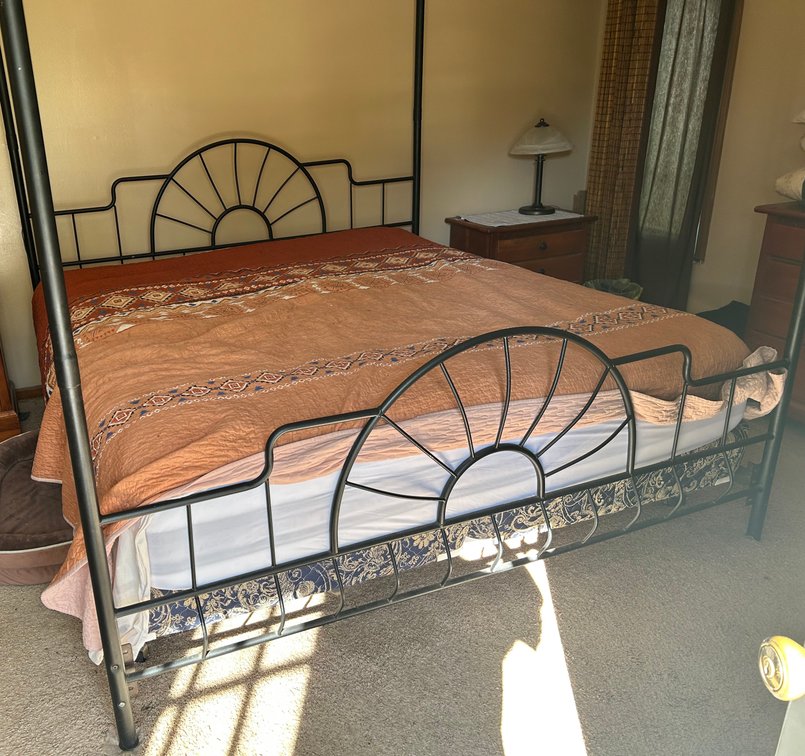 King Size Black Metal Bedframe