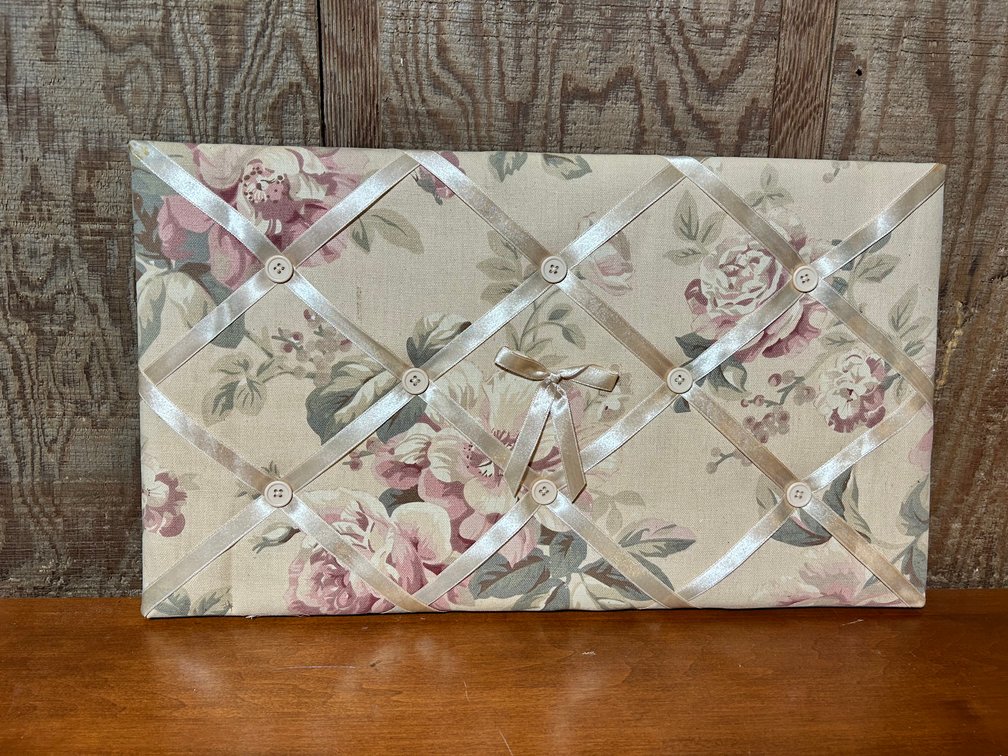 Pink Ribbon Notes/Photo Holder 21x12