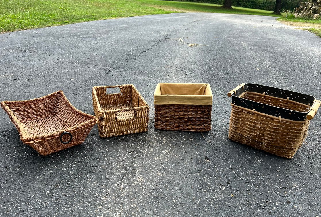 Lot of Contemporary Baskets