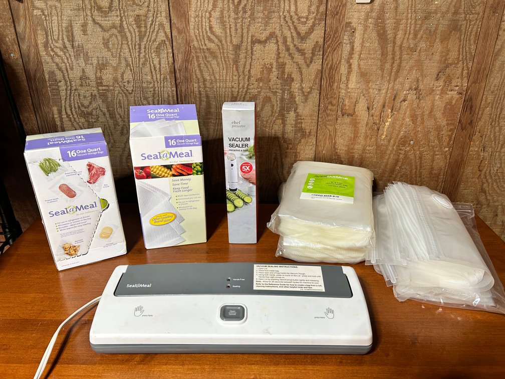 2 Food Vacuum Sealers w/Bags