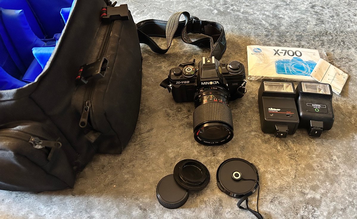 Minolta X-700 Film Camera - untested