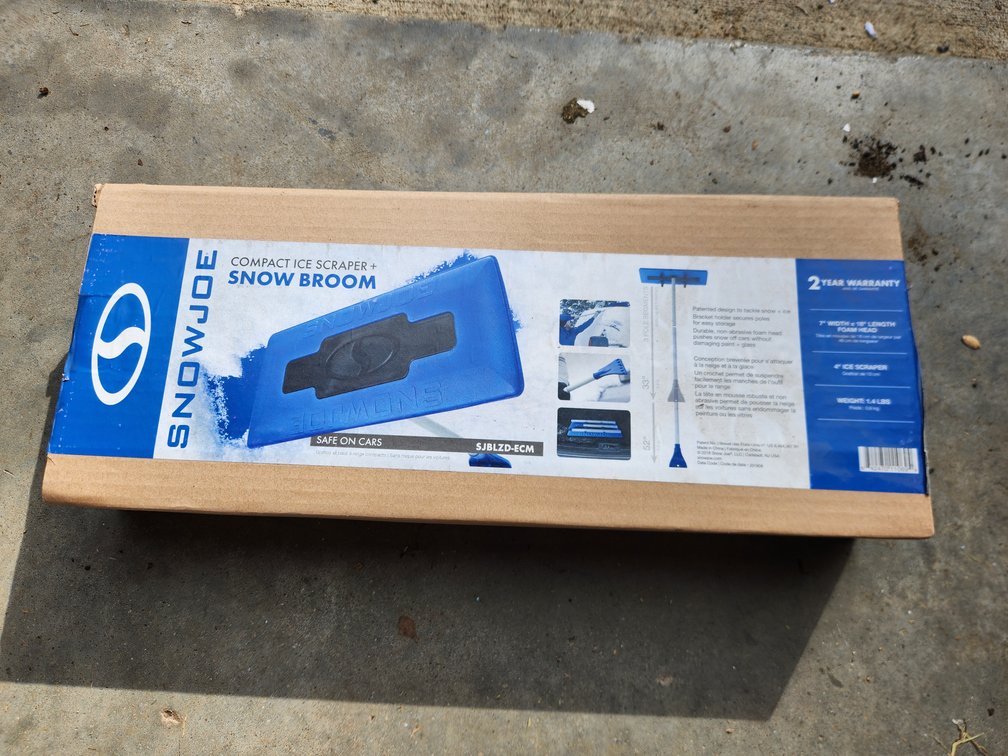 Snowjoe Compact Ice Scraper Snow Broom