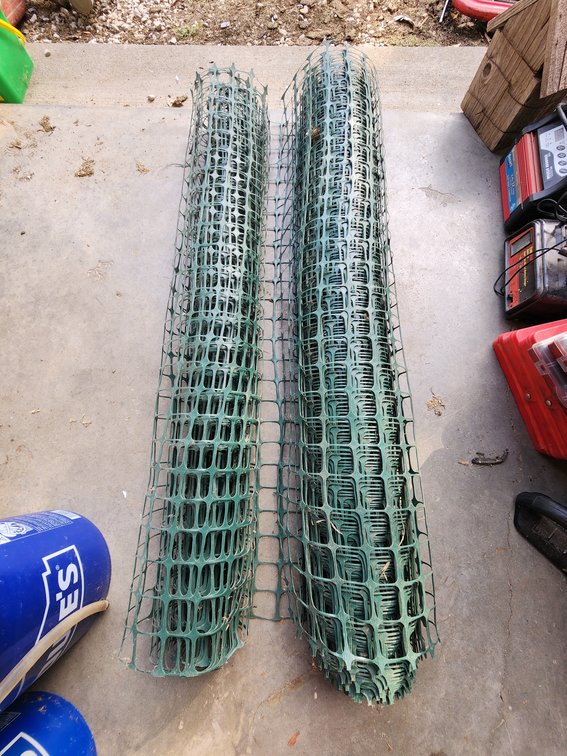 Plastic Garden Fencing, Unknown Lengths
