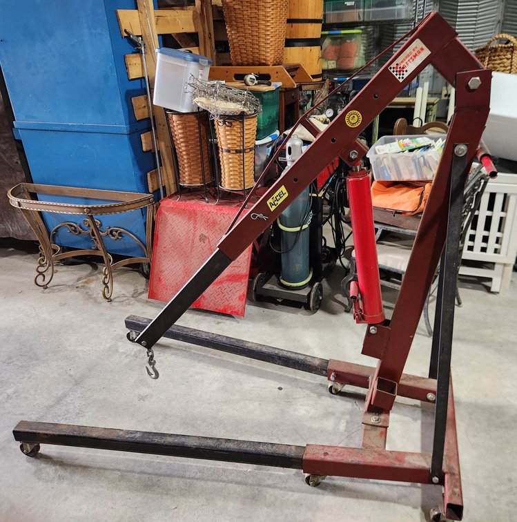4000lb Red Folding Hydraulic Engine Hoist (Cherry Picker)