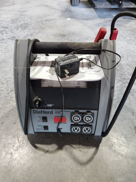 DieHard Portable Power 1150 Battery Charger
