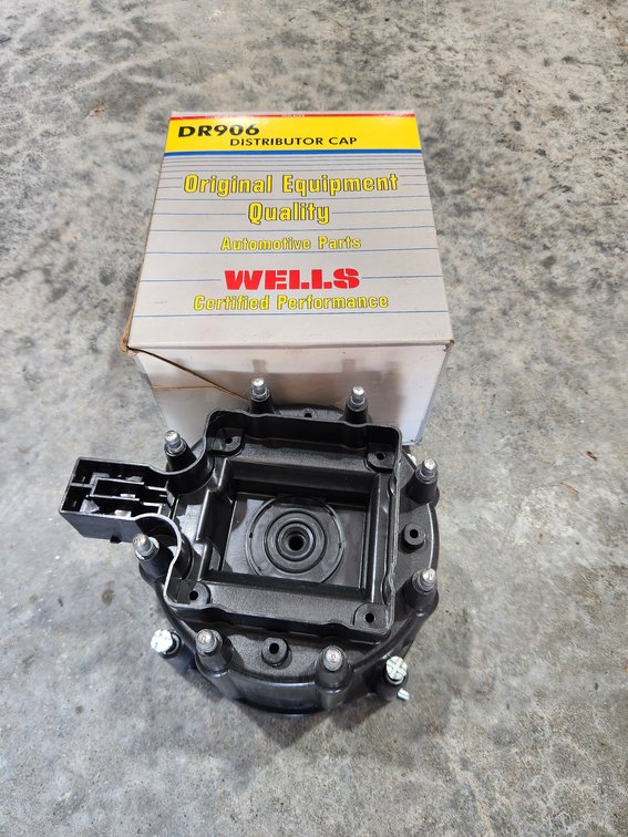 DR906 Distributor Cap