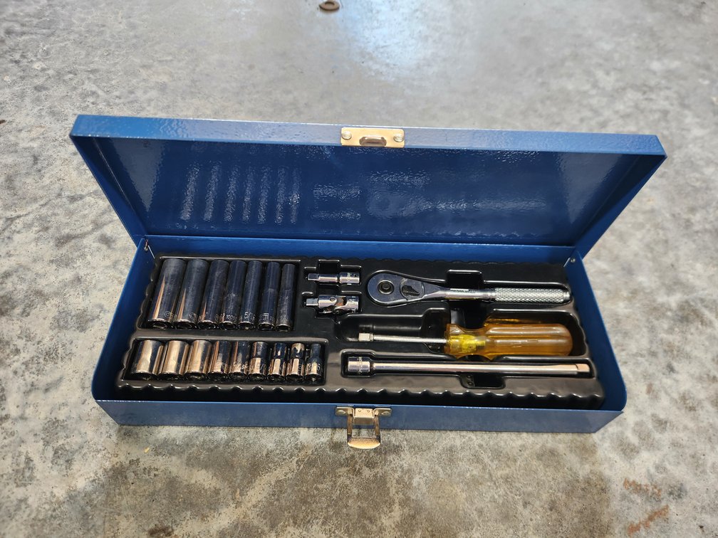 Full Socket Wrench Set
