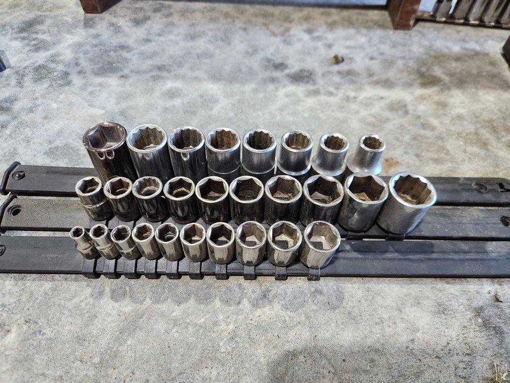 3-piece Metal Socket Rails. Set of Sockets