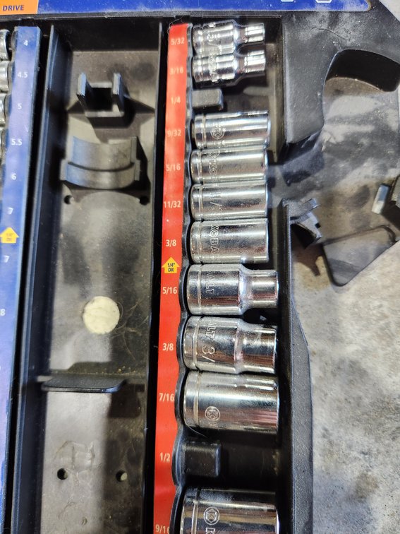Kobalt 42 Piece Stubby Tool Set with Shelf. Missing Wrench and Sockets.
