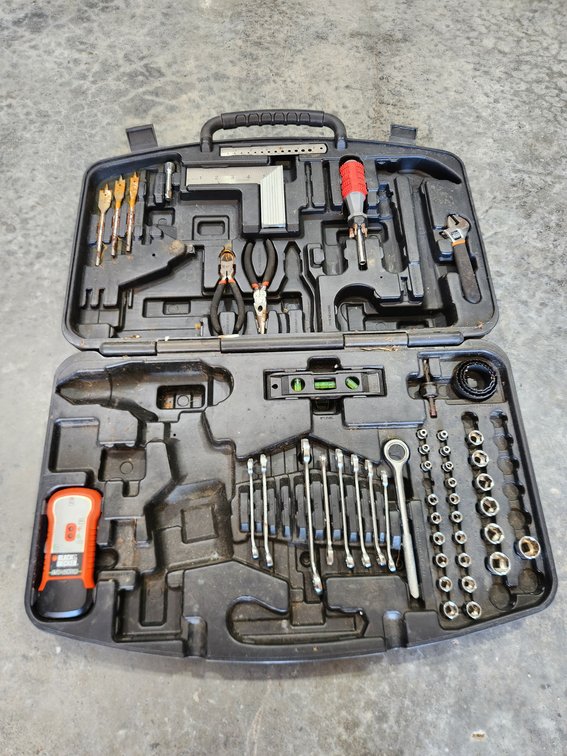 Black and Decker Tool Set. Missing Tools and Pieces