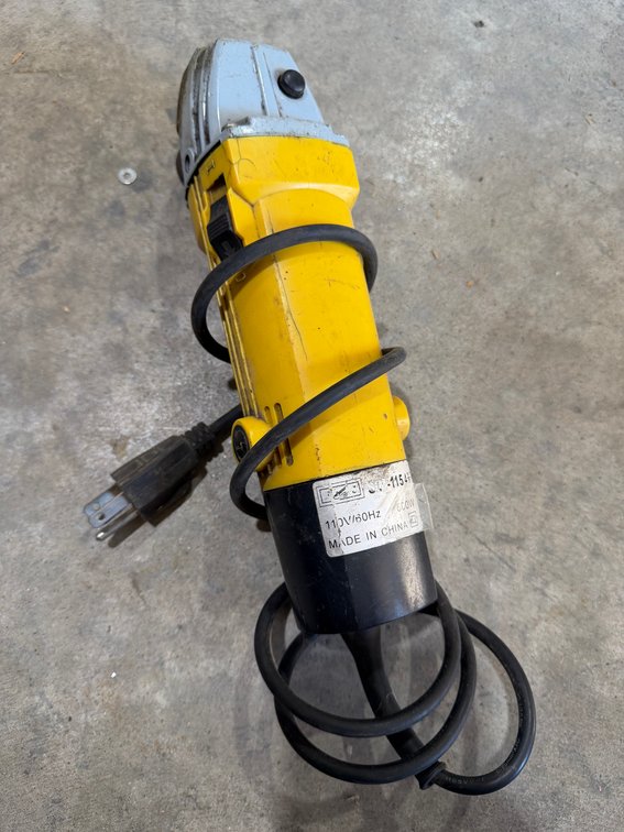 Electric angle grinder