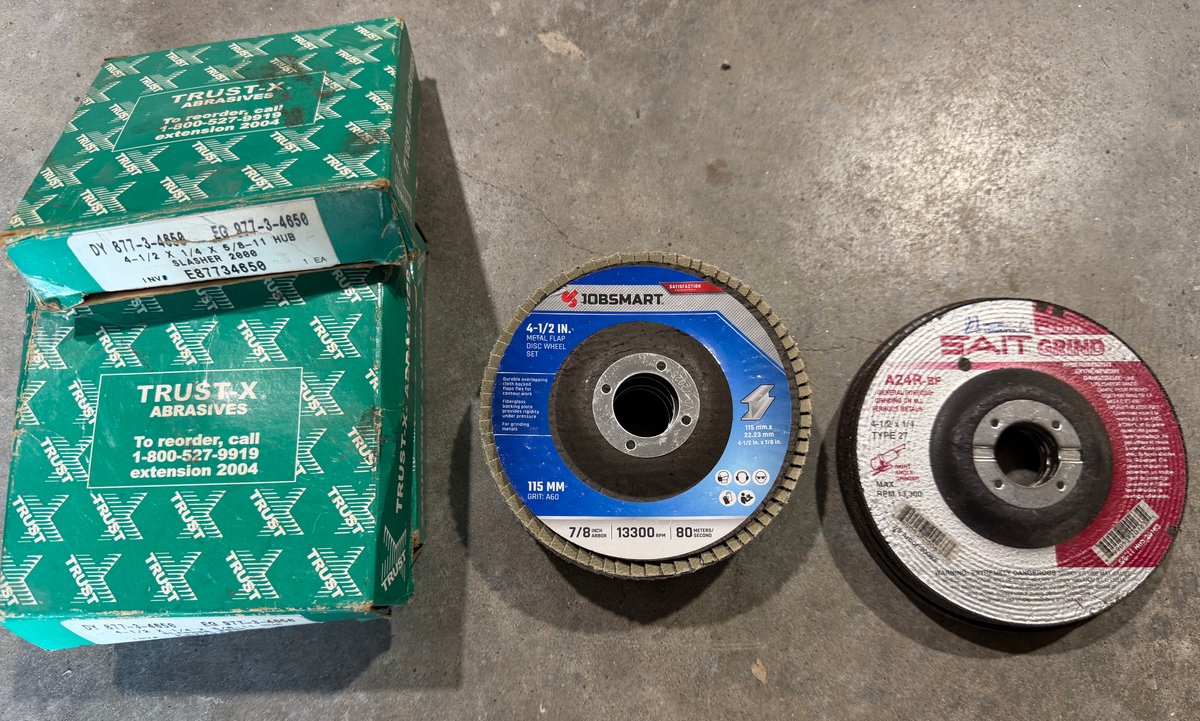 Abrasive pads for grinder