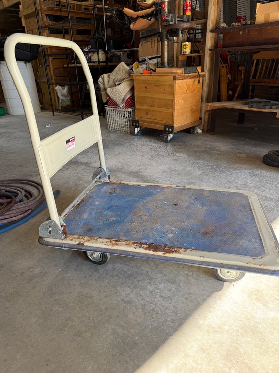 Roller dolly with handle