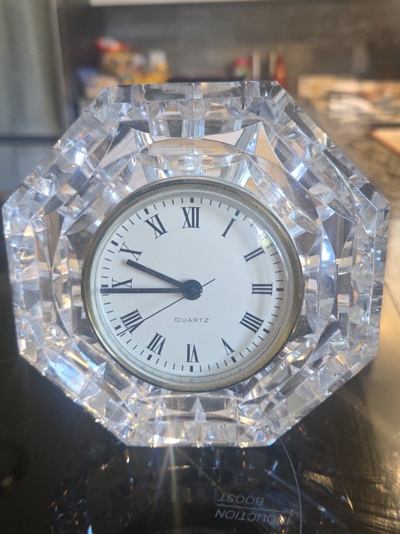 Little Crystal Quartz Clock