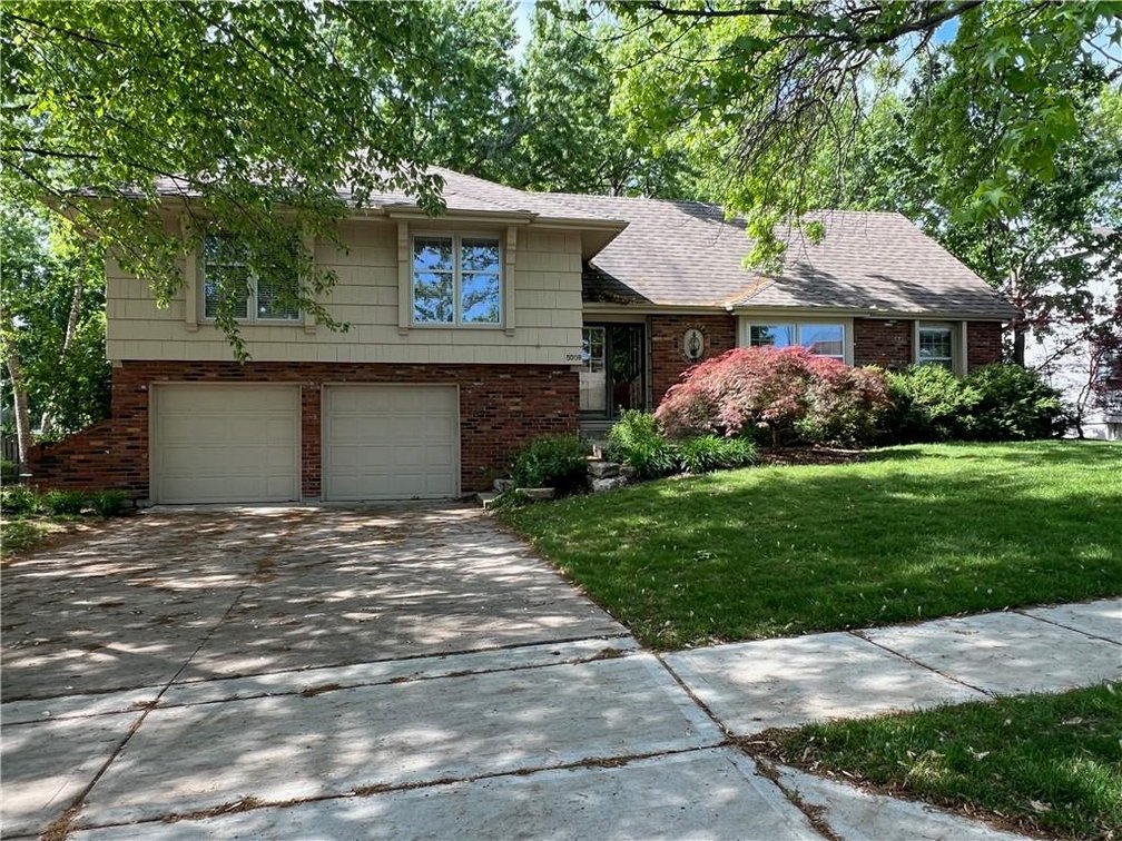 5009 NW 83rd