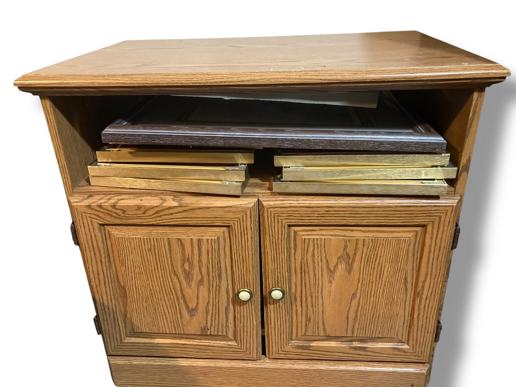 Rolling Oak Microwave/TV Stand