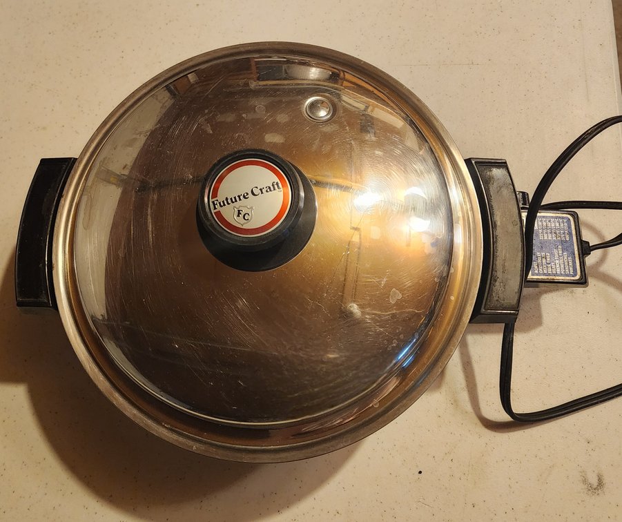Future Craft Electric Skillet-working