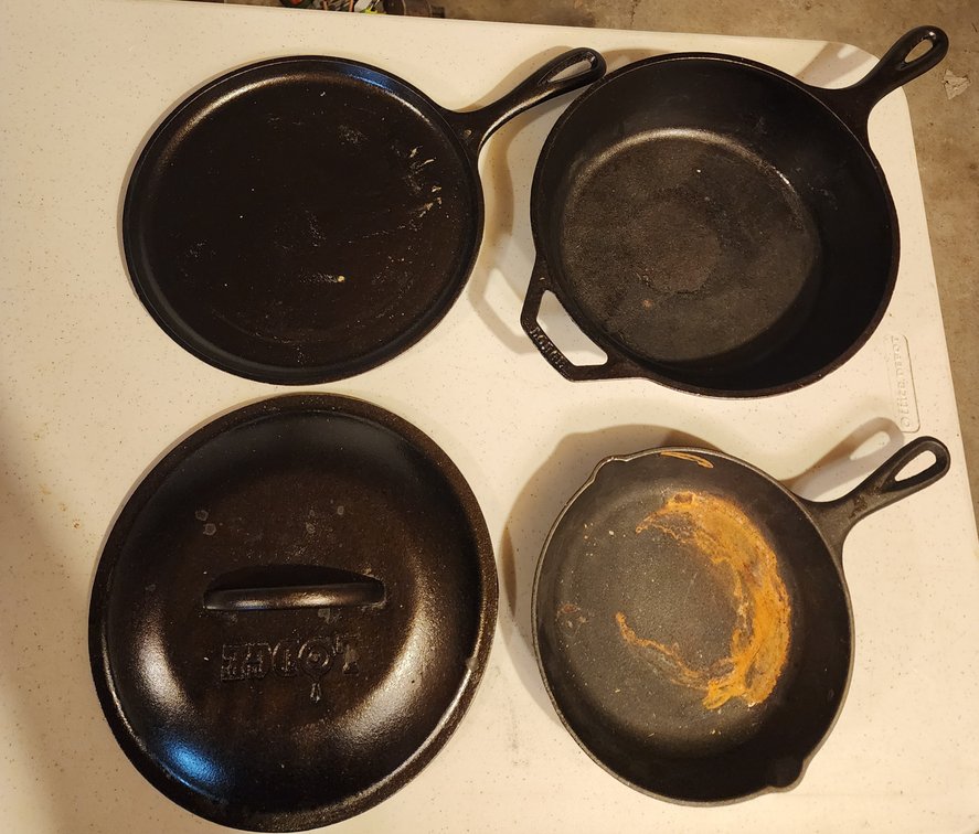 Lodge Cast Iron Set- 3 Skillets, One Lid