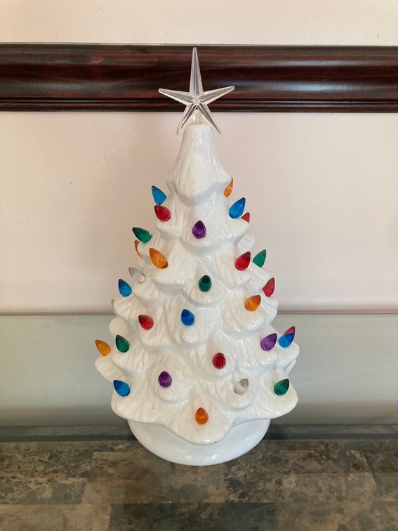 Lighted Ceramic Christmas Tree, 12" w/Sta