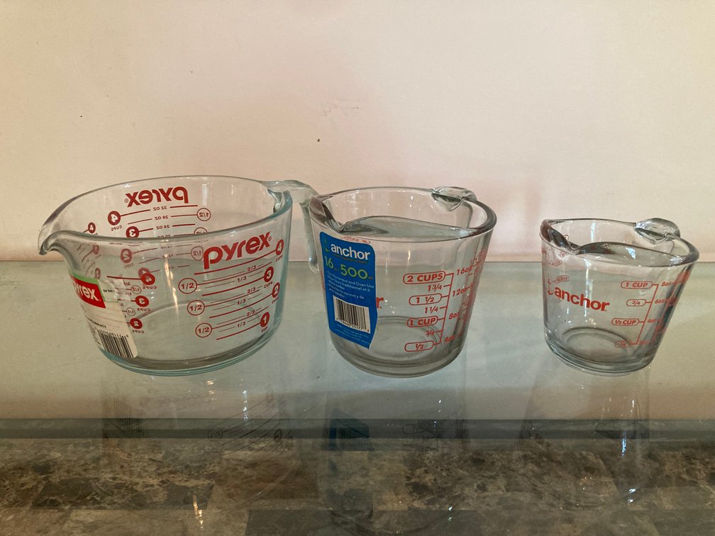 Lot of 3 Glass Measuring Cups