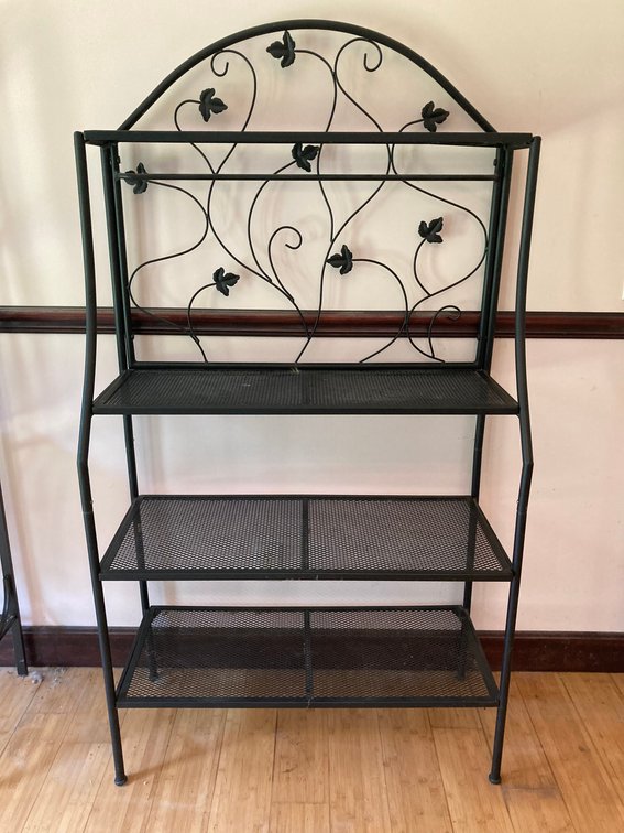 Metal Bakers Rack w/Mesh Shelving, 5.5'h x 3'w x 15"d