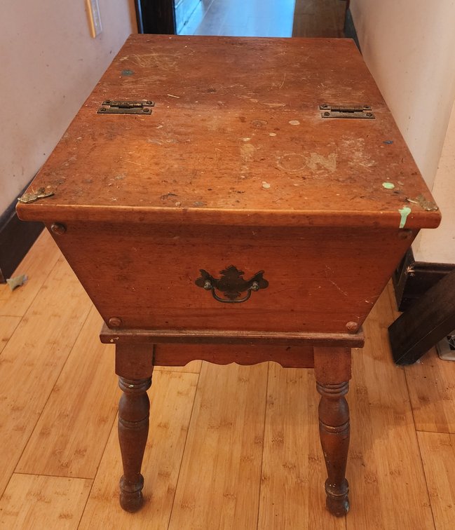 Vintage Dough Box, 22x15x23h