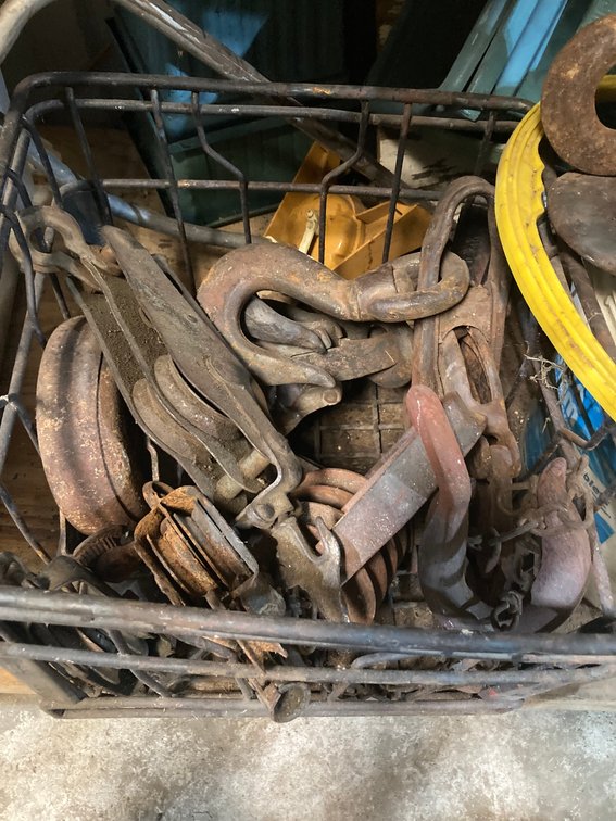 Lot of Pulleys