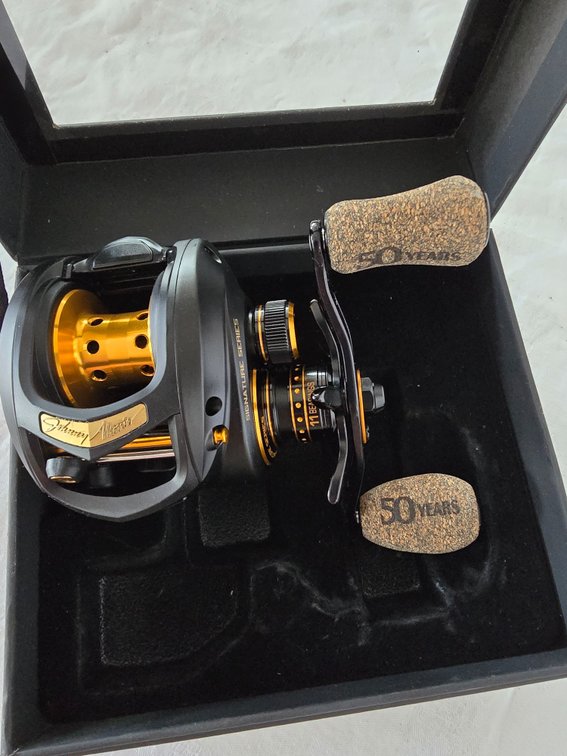 FISHING Reel, Johnny Morris signature series 50th Ann.