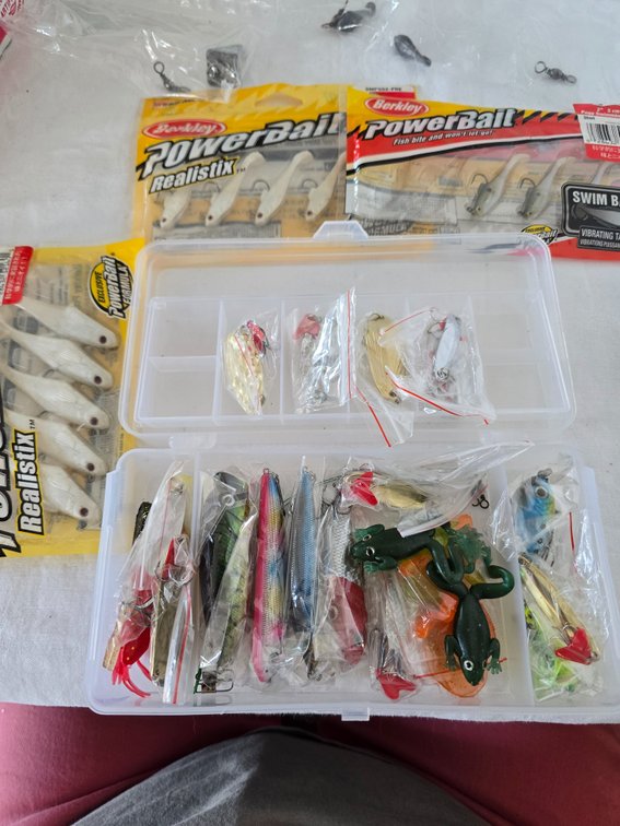 Fishing gear, lures ( nice)