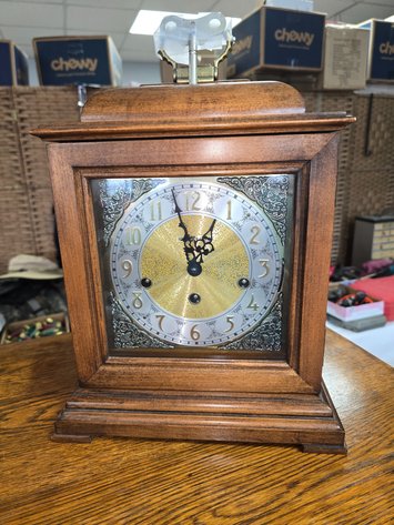 Image for Howard Miller mantle clock