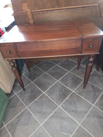 Image for Colonial Mfg. Mahogany Spinnet Desk
