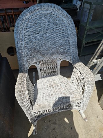 Image for Lg. Wicker rocker