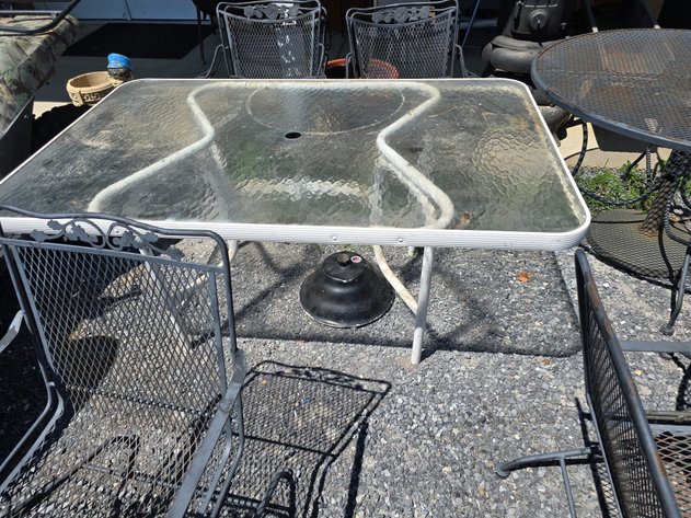 Image for White glass top rectangular patio table