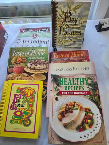 Image for 8 great receipe books, GC