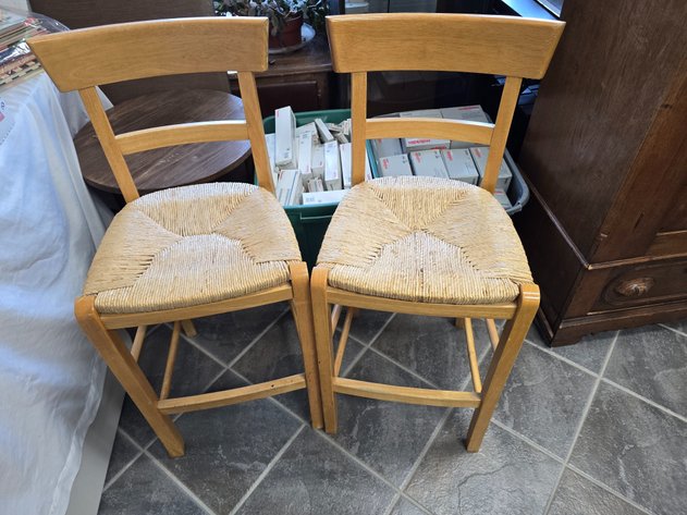 Image for 2 barstools