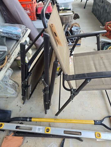 Image for 3 outdoor chairs