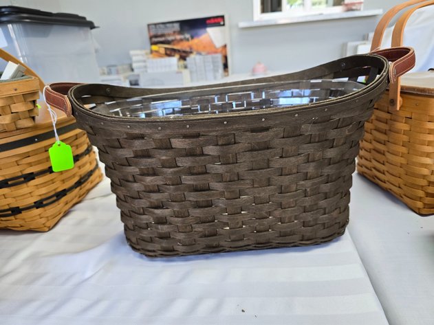 Image for 2007 Longaberger fall carry basket