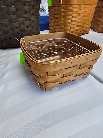 Image for 2008 Longaberger all service berry basket