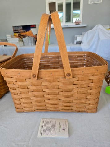 Image for 1994 Longaberger Market basket