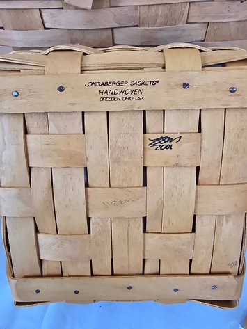 Image for 2001 Longaberger TicTacToe basket